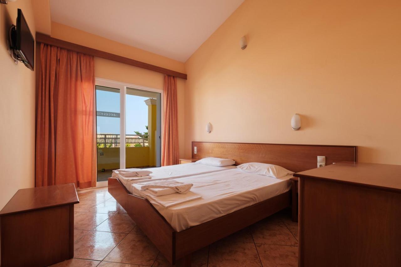 Luisa Hotel Sidari  Ngoại thất bức ảnh